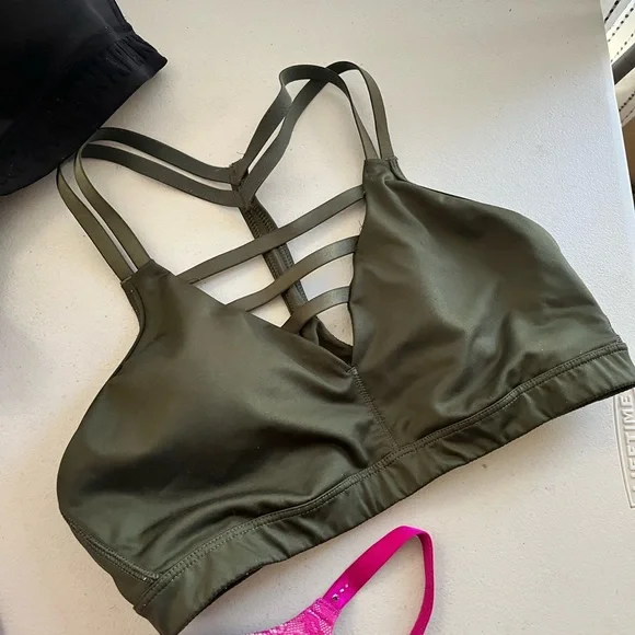 victoria secret Bra Lot sport bra 36D 34D 34DD - Picture 6 of 10